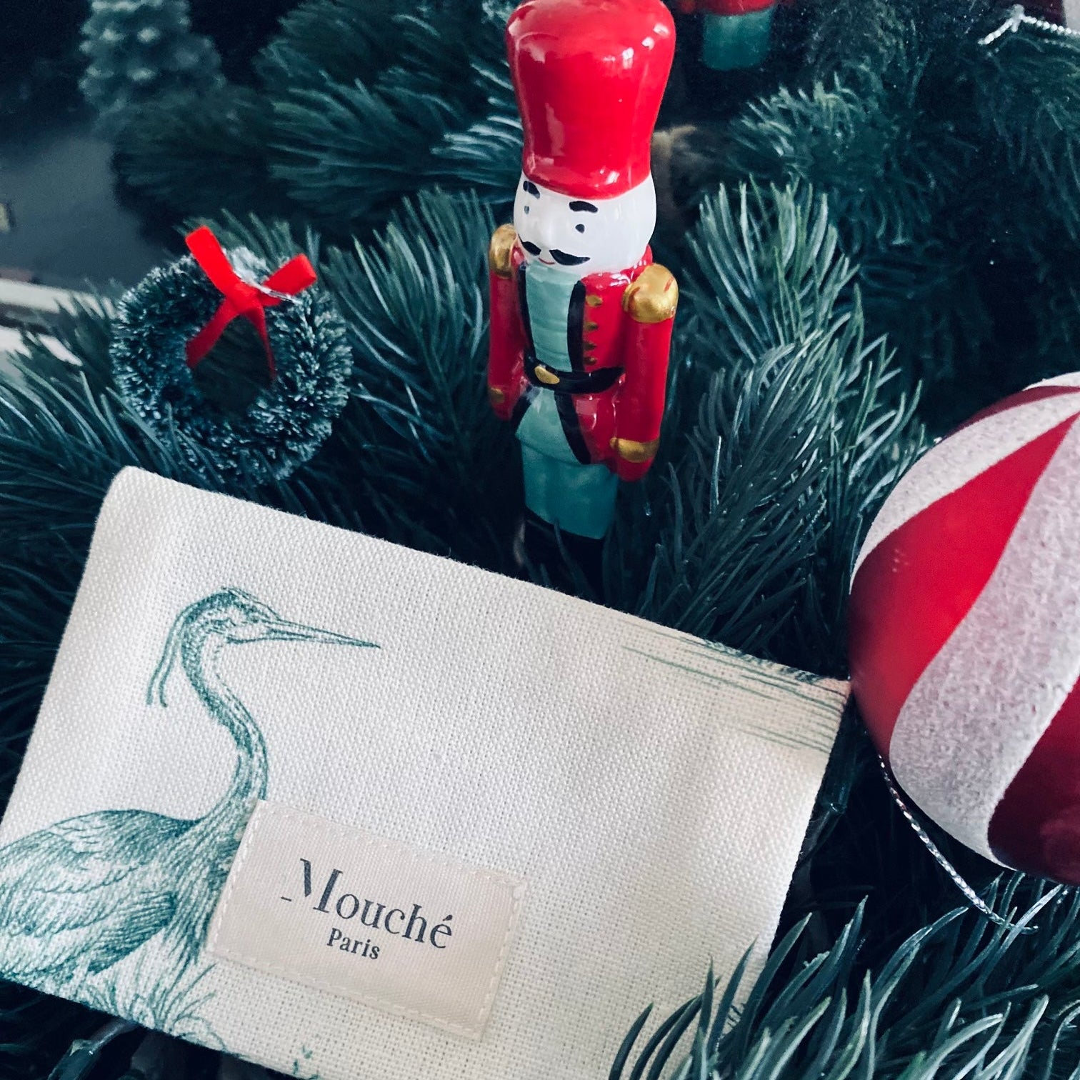 Secret Santa - Pochette L'Essentielle 2 mouchoirs brodés