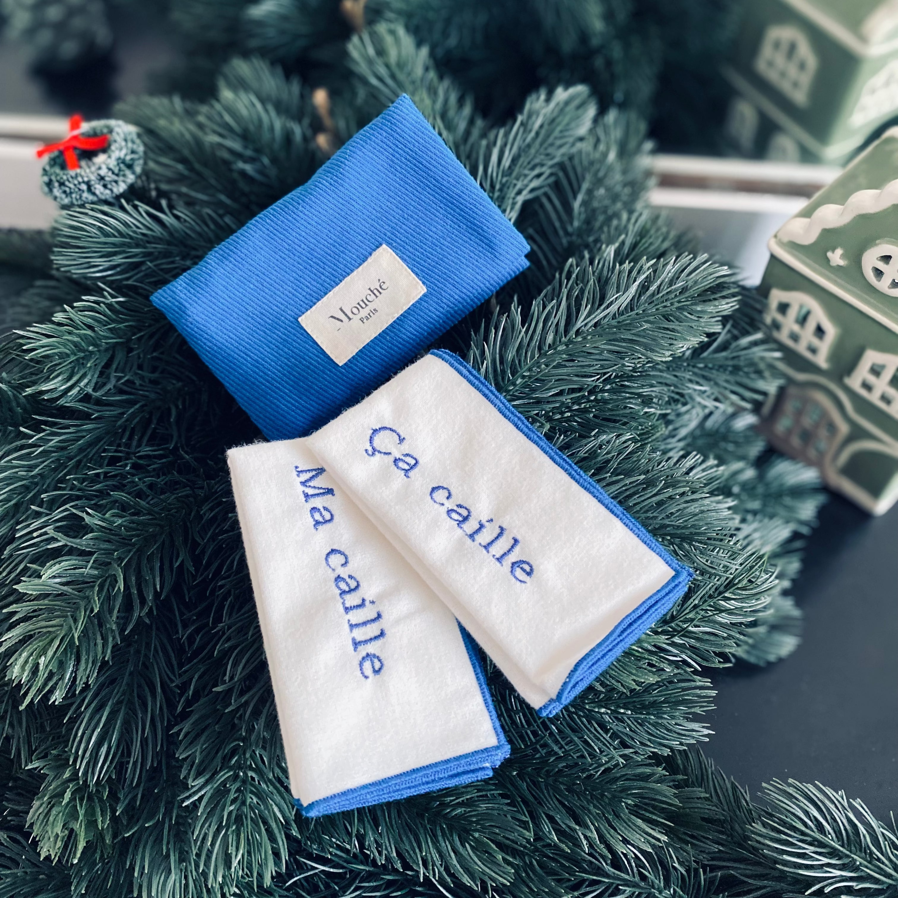 Secret Santa - Pochette L'Essentielle 2 mouchoirs brodés